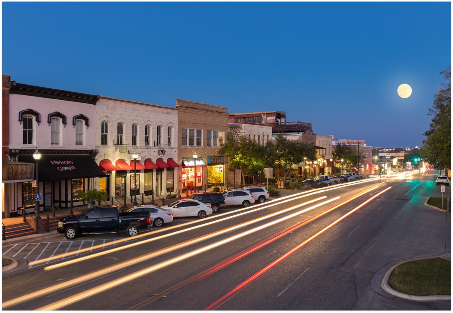 Neighborhood The Parlor Downtown San Marcos Apartments
